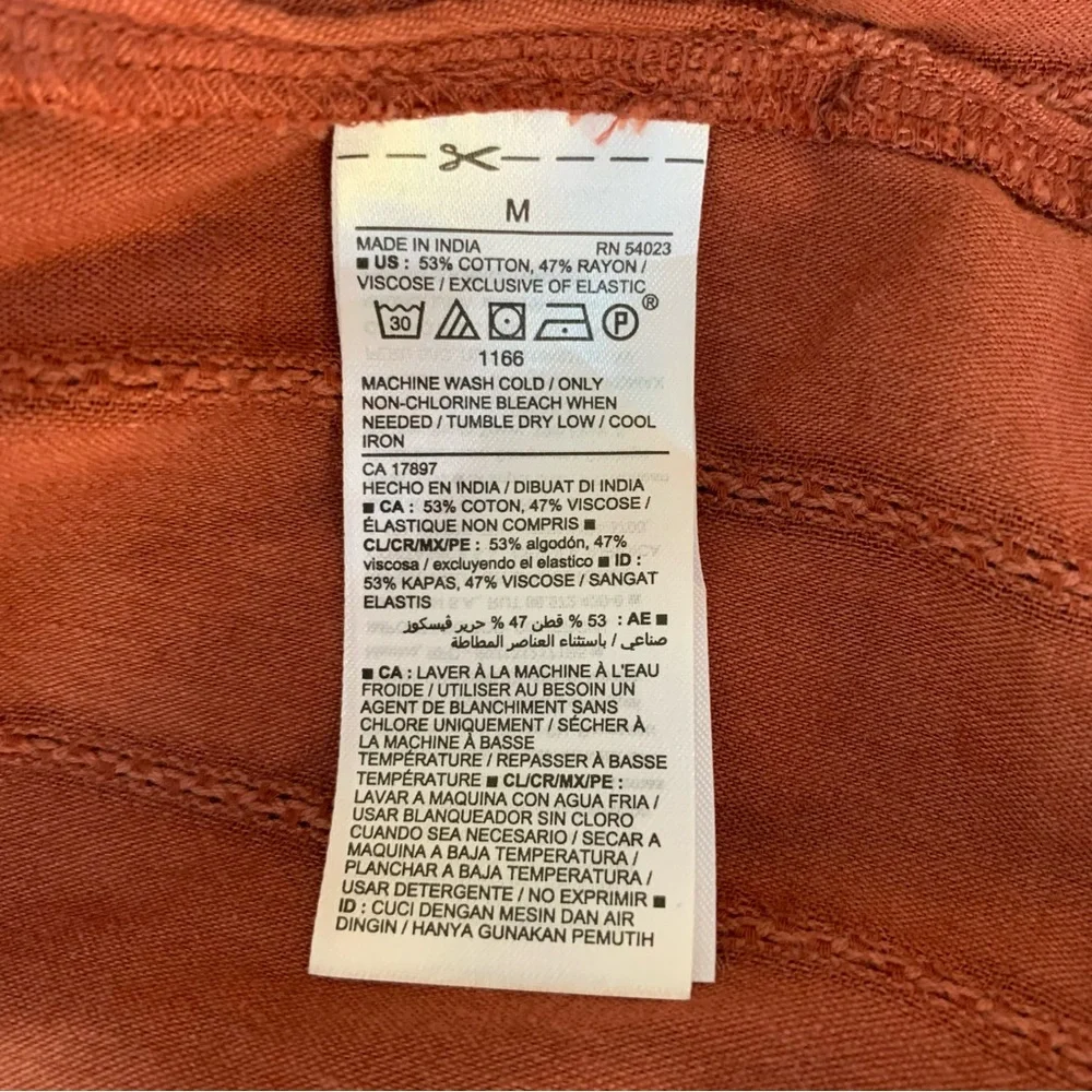 Old Navy Transitional Cotton Wrap-Style Top Size Medium - Picture 7 of 9